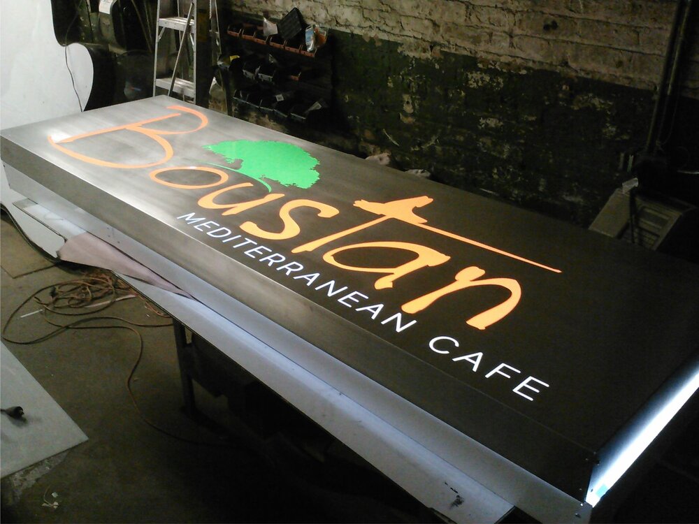 PDI Chicago Sign Company team at work